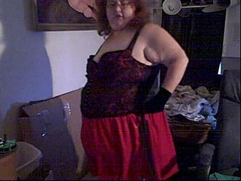 BBW nurse Vicki adventures with friends: Cam show balla e si spoglia più ride, parlando con...