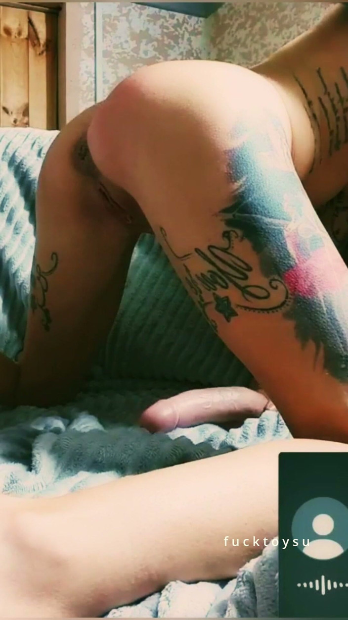 Fucktoysu: Geheimes college-webcam-tape rote dessous, solo-masturbation und dildo-höhepunkt