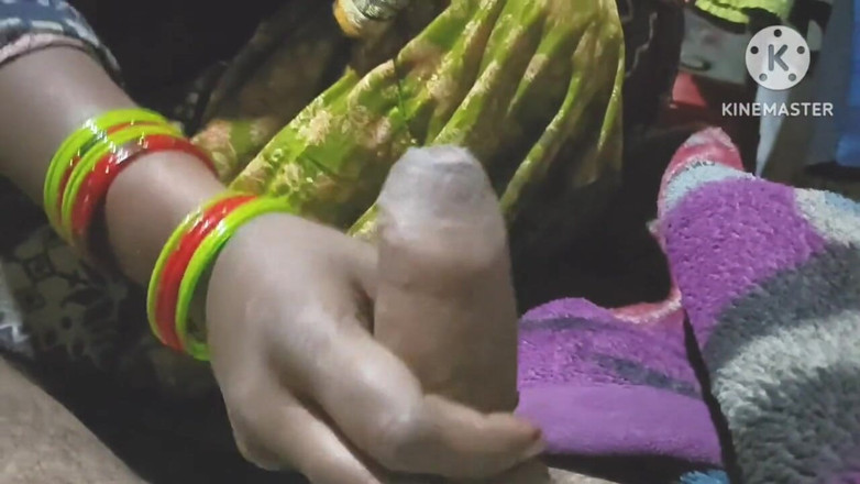 Indian anal: 며칠 후 동영상을 업로드할 공간을 찾을 수 없습니다.