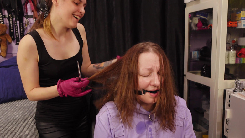 Arya Grander: Video bdsm: potong rambut dari majikan (nyonya pendeta &amp; arya grander)