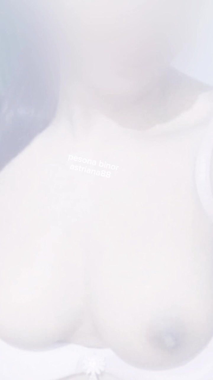 Astriana88: J.j. Herlina předvádí svou velkou