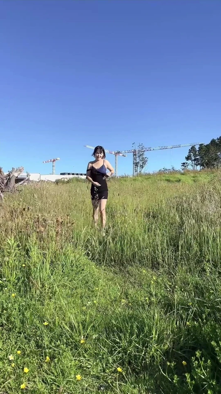 Miss Taiwan: Taiwanese Model Flashing Walking Through the Park