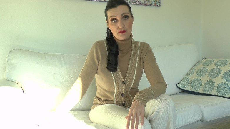 Lady Victoria Valente: 4 heures avant votre mariage sur le spermeshot du pull...