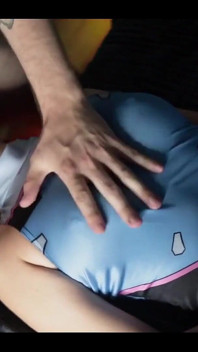 Blowjob mendalam, kongkek muka keras dan menjilat pepek
