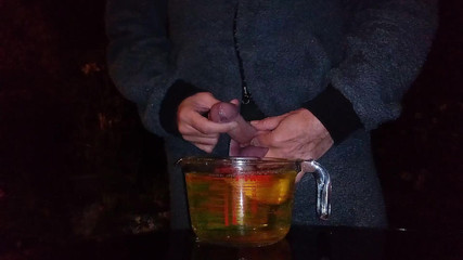 Rockardglans: Litr chcaní na sobě onesie pro sousedy - Rockard Daddy