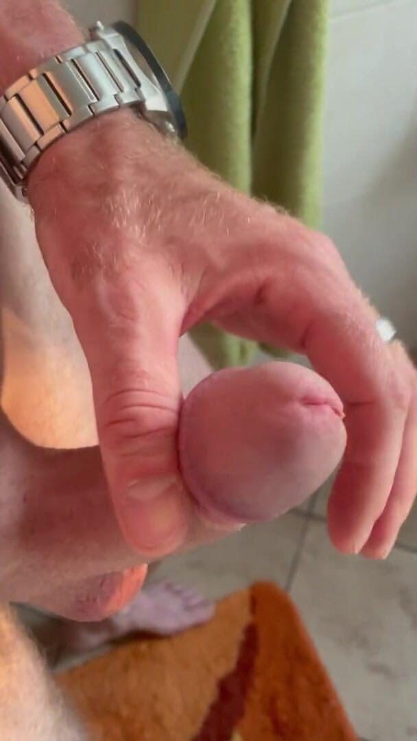 Redboy83: Mein Penis vor der dusche