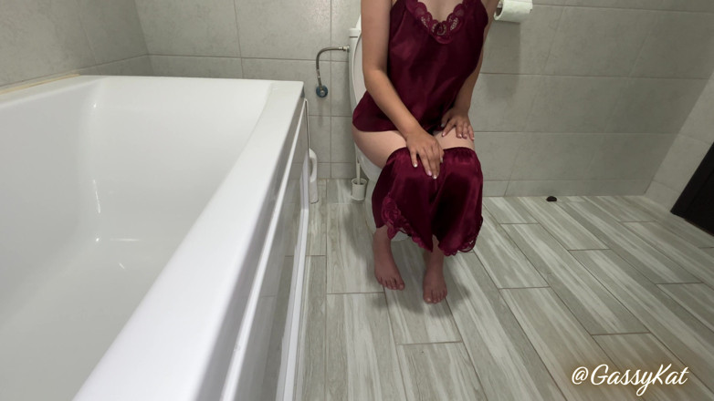 GassyKat: The Daily Toilet Episode 19