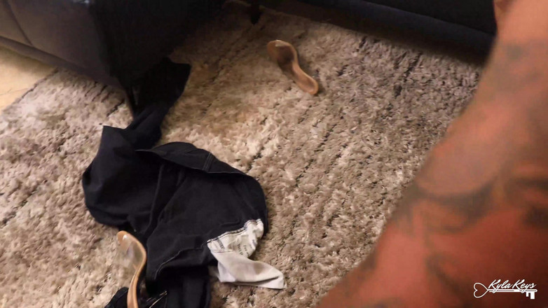 Kyla Keys: Ayak fetişi olan iki dilf