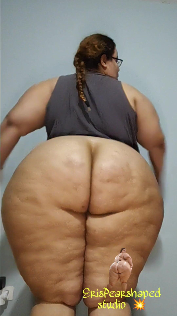 Eris_Pearshaped: Я люблю подпрыгивать своей огромной задницей