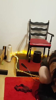 Curvy Dominatrix Delivers Facesitting to Her Leather Slave
