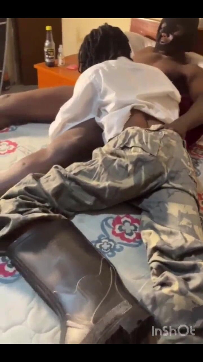 Sexydaddy: Un bravo adoratore del cazzo mi succhia il cazzo così...