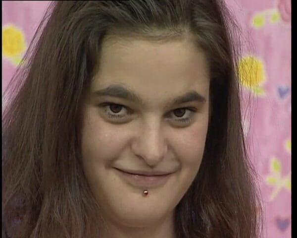 YOUR FIRST PORN: Steffi Wichst Ohne Ah Und Oh.. - Steffi ngocok tanpa ah...