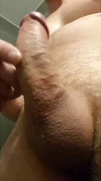 Recopilación de mis episodios de ordeño precum extremo con orgasmo