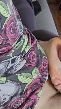 Upstair Neighbor Inconspicuous Footjob Massage Footjob & Caught Cumshot