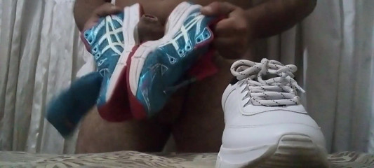 Sneakerfetish_BR: Sneaker fuck and cum on asics