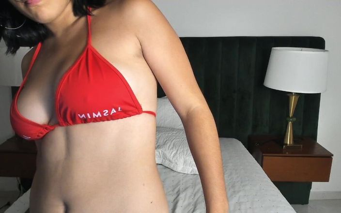 Lizzy Modri: Mädchen mit dicken titten liebt es, gefickt zu werden