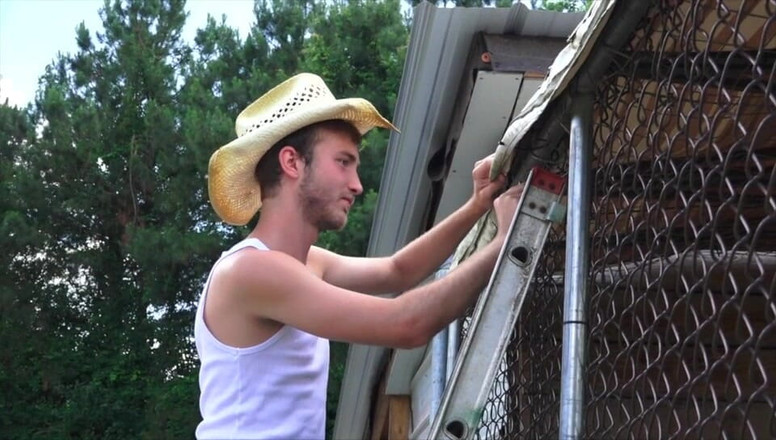 Colby Knox: Сельскохозяйственные руки