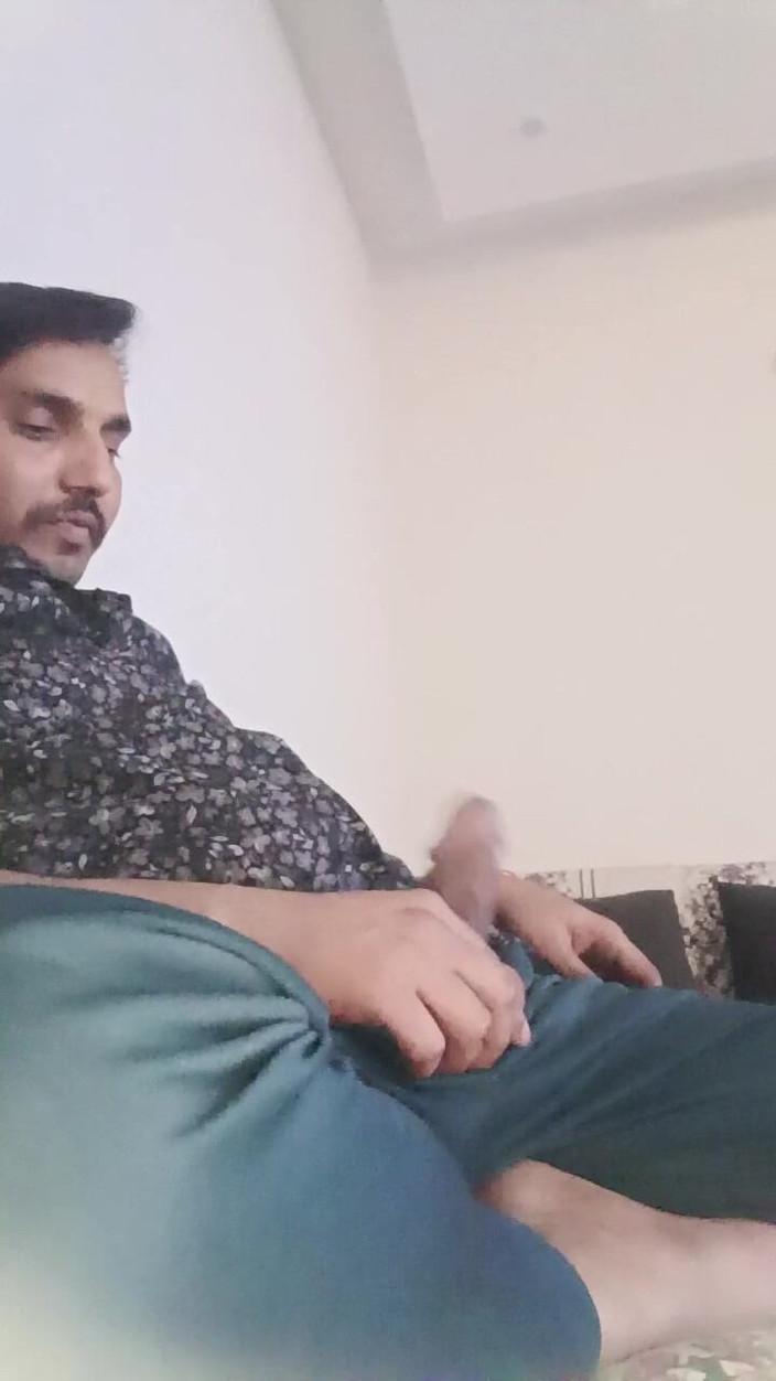 Rajasthani-old-lover: Indický policista je vykouřený a ošukaný sousedem nevlastním otcem a...