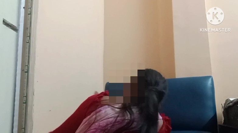 Jink: La sirvienta fue dejada por el hijastro del dueño arriesgando