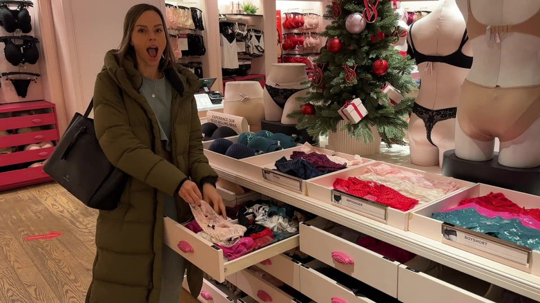 Nadia Foxx: Serenity Cox and Nadia Foxx Go Shopping with Vibes in!...