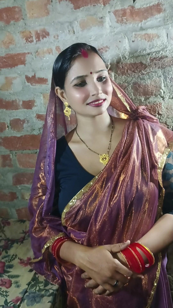 Renudbf: Saya mencium hotwife kawan saya sehingga pepeknya menjadi basah dan...