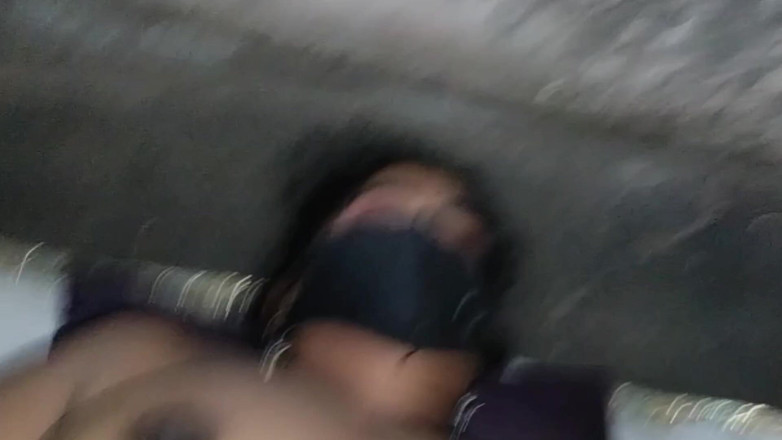 Nirman: Індійська бхабхі з великими цицьками займається сексом з другом чоловіка