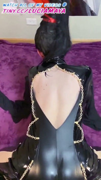 Sexy Bayonetta en primer plano chupa y folla con 'witch Time' anal y orgasmo con corrida