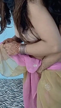 Țigancă Sardar din India - în XXX cu soție desi sexy în stil cowgirl în hindi