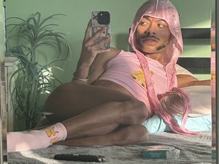 Prince-Cream: Princesleaze Twerkin klebená na posteli je sexy jako vždy. Křičí...