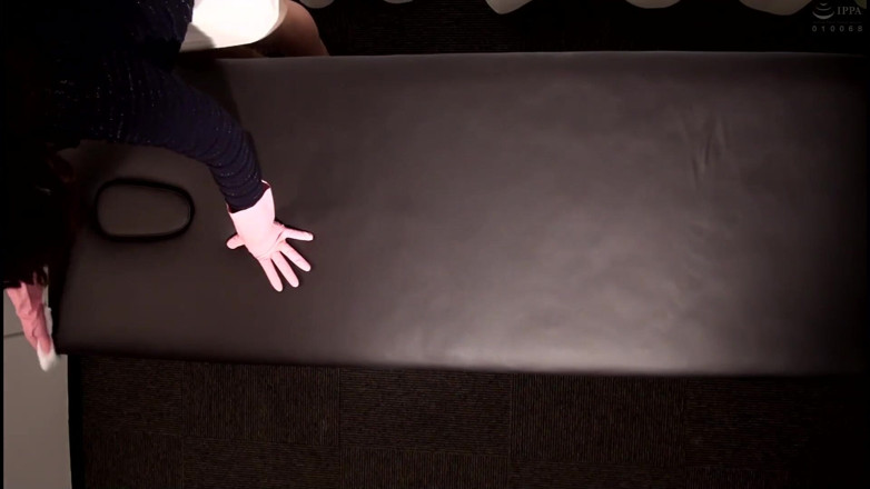 Raptor Inc: Eu menti para minha esposa que ela iria para uma...