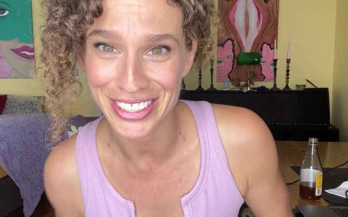 VibeWithMommy: ¡Hola, dulce chico! Ahora estoy ofreciendo videos de reacción!