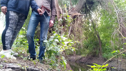 OurFetishLife: La matrigna miLF si prende cura del figliastro in natura
