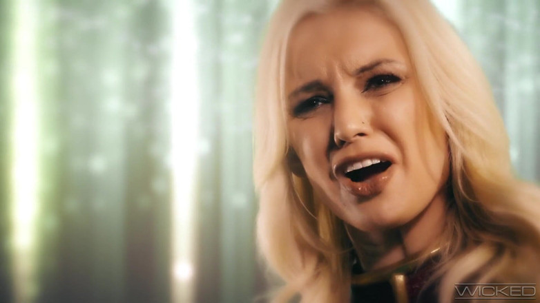 Wicked Pictures: Kapitän marvel wird von obersten intelligenz Aubrey Kate gefickt - böse