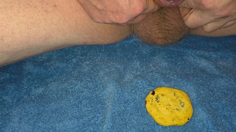 Player026: Cookie Cum Shot