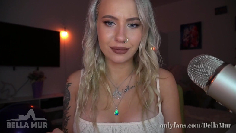 Bella Mur: ASMR Slutty college girl gives you a blowjob (Role play)