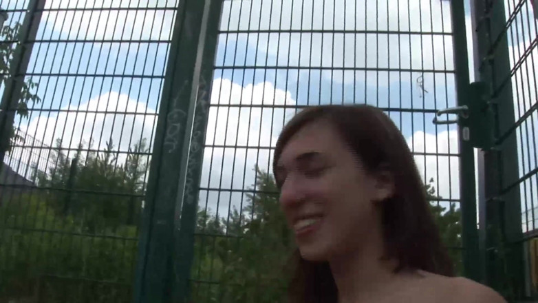 German amateur - 100% German hardcore videos: Sex bun al brunetei sexy cu iubitul ei
