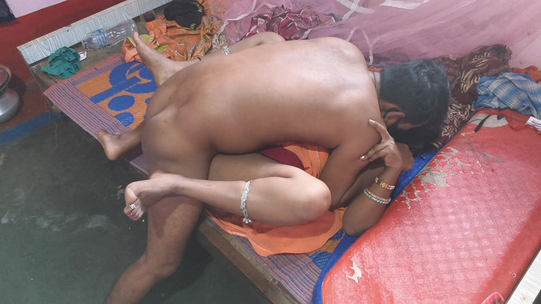 Sobha rani: První výměna indické manželky Sex. Šukej moji manželku