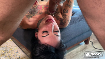 BJ Raw: Bjraw Jessie Leeは与える隣人です