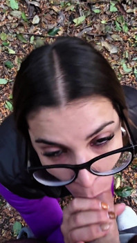 V lese s mými přáteli. Ano, sex existuje mezi přáteli