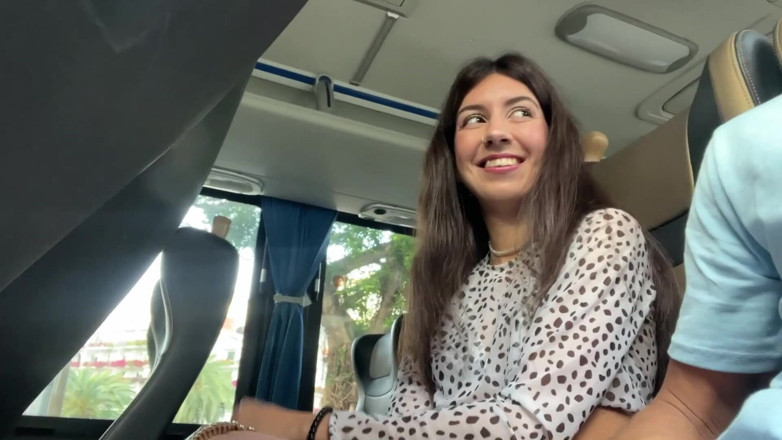 Katty West: Expunere de pulă publică - labă riscantă în autobuzul public plin de...