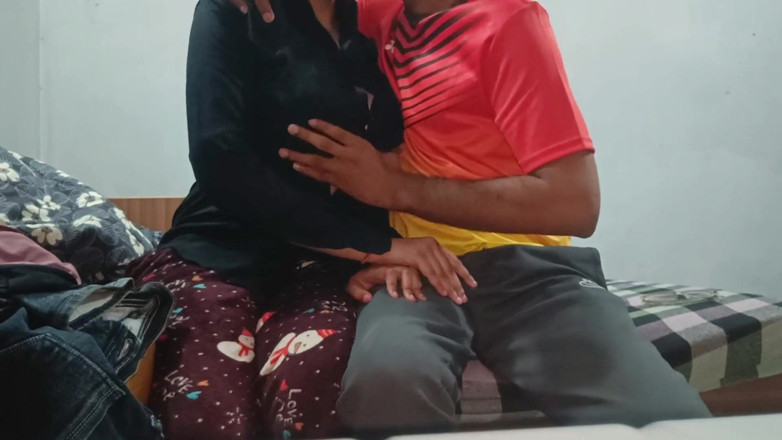 Hotty_ragini: Pasar Gayi ke Jija Ji Ne Mujhe Chod Kar Meri...