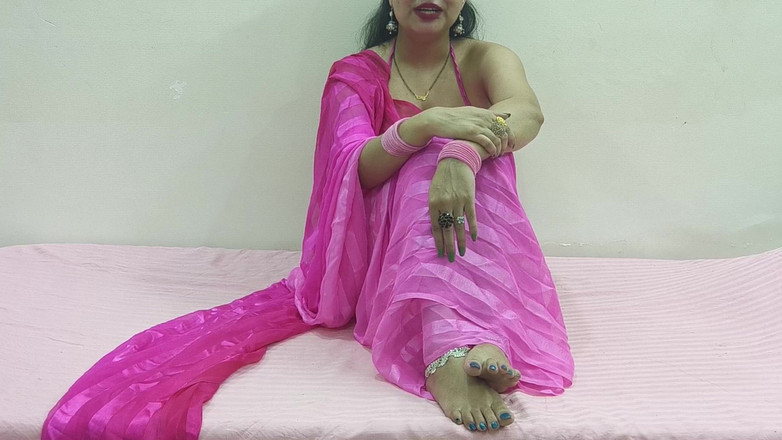 Saarabhabhi6: Memek sempit tante seksi india dientot habis-habisan sama devar - audio...