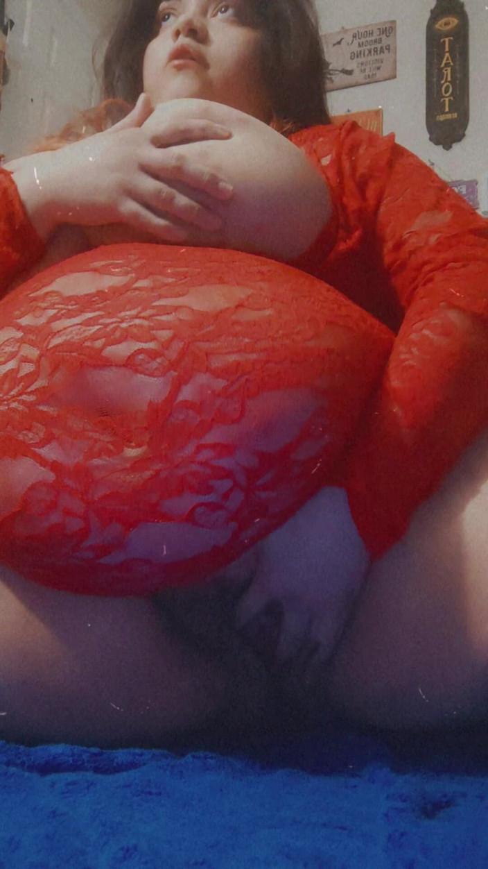 Domina Succubus: In Lace Red Dress Playing with My Pussy
