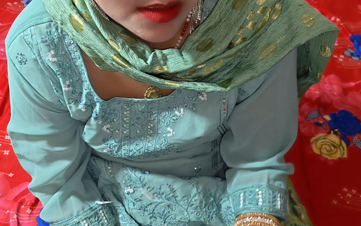 Lalita Singh: 남친과 섹스하는 인도 유명 소녀 클리어 힌디어 오디오