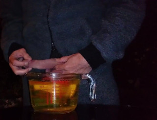 Rockardglans: Litre of piss wearing the onesie for the neighbors - Rockard...