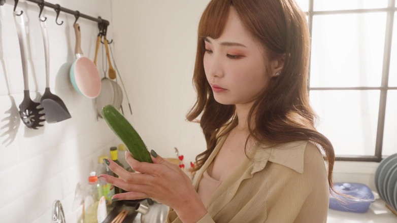 Asian Milfs n Teens: Cảnh #181326- máy bay bà già biến thái n teen