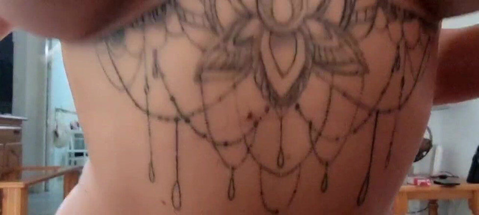 ep3kofficial: Moje první zkušenost s lesbickým párem, část 2