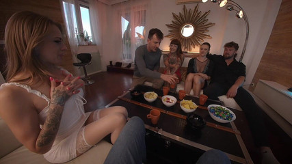 Yourfavecumslut: Ateşli müsade acentesini bir ev ısınma partisi için davet ettik