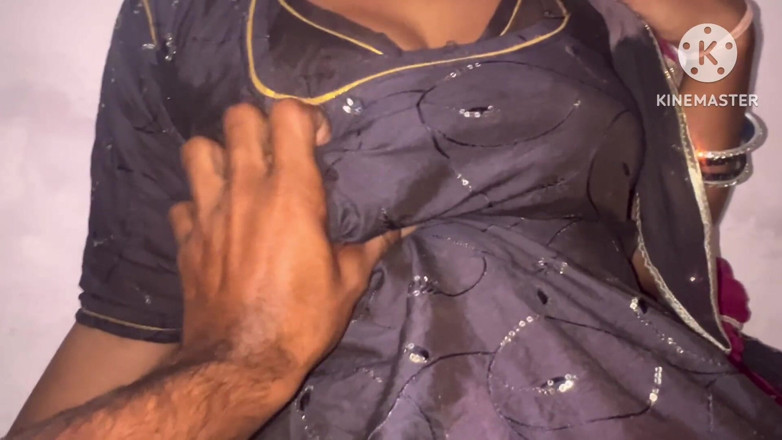 Indianbhabhi141: India Bahu follada en su apretado coño