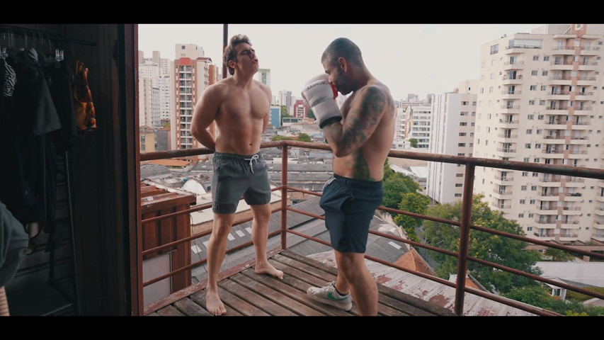 Outdoor Punching in São Paulo Brazil (Victor Punish) Outdoor Punching in São Paulo Brazil (Victor Punish)